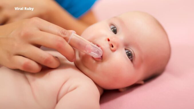 Lip Tie in Babies vs Normal Symptoms and Treatment