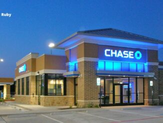 What Time Chase Bank Close in California?
